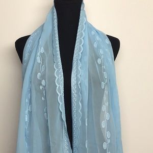 Woman neck blue sky fashion scarf/wrap 20011 nwt